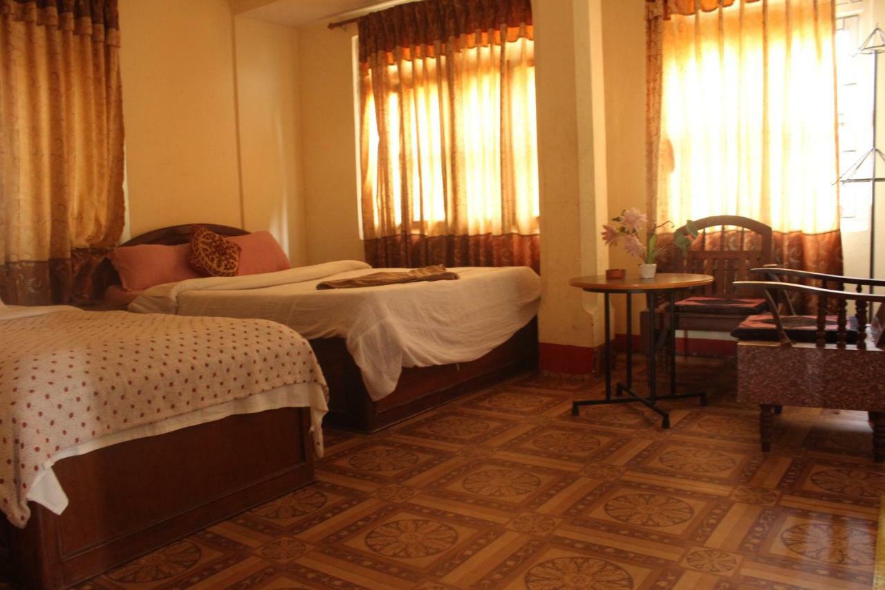 Hotel Vision Gorkhā Buitenkant foto