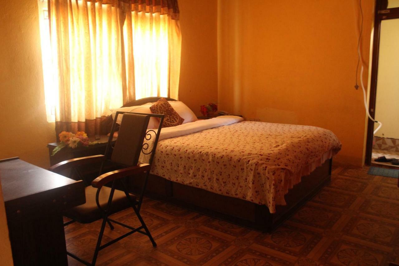 Hotel Vision Gorkhā Buitenkant foto