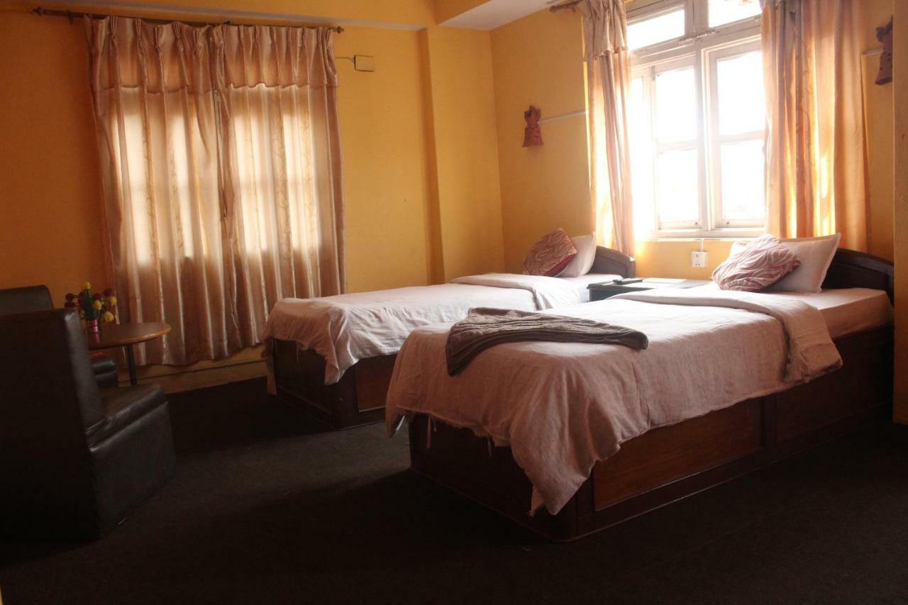 Hotel Vision Gorkhā Buitenkant foto